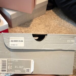 Nike Air Force 1 GS in Classic White